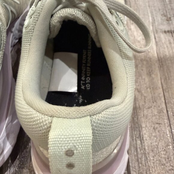 Nike Womens React Infinity Run Flyknit 2 CT2324-005 US Size 8 - Picture 9 of 10